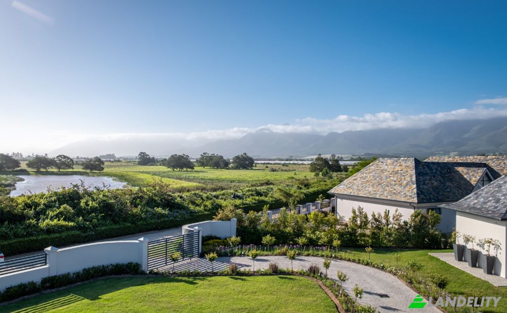 Single Family Home for Sale George, Garden Route District Municipality, Western Cape, South Africa. Photo 21