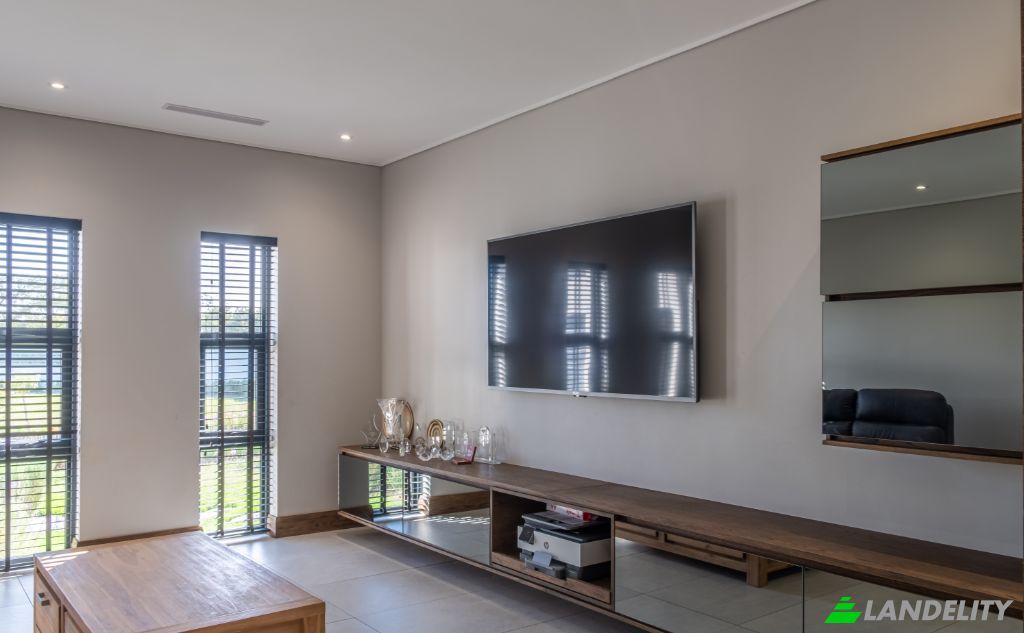 Single Family Home for Sale George, Garden Route District Municipality, Western Cape, South Africa. Photo 22