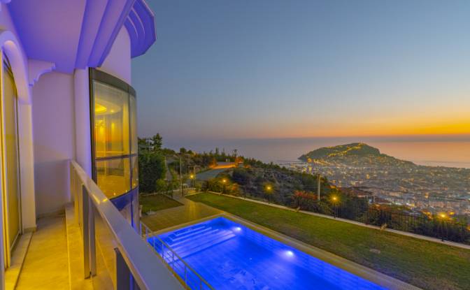 Casa de una sola familia en venta Bektas. Foto#2