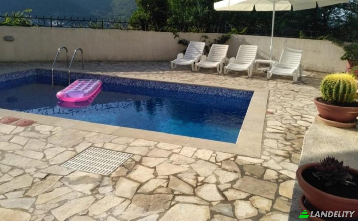 Single Family Home for Sale Lepetani, Durici, Opatovo, Herceg Novi Municipality, Montenegro. Photo 2