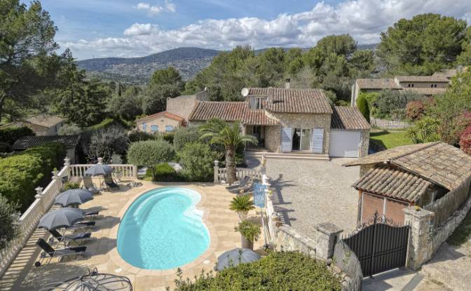 Villa for Sale 11 M Chem des Pins. Photo#25 Villa for Sale 11 M Chem des Pins. Photo#25