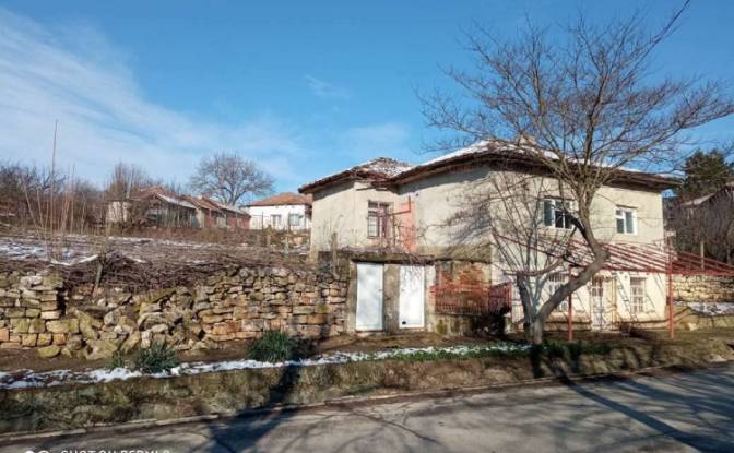 Einfamilienhaus zu verkaufen - Telerig, Bulgaria