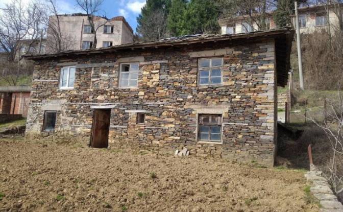 Casa unifamiliare in vendita - Kardzali, Bulgaria