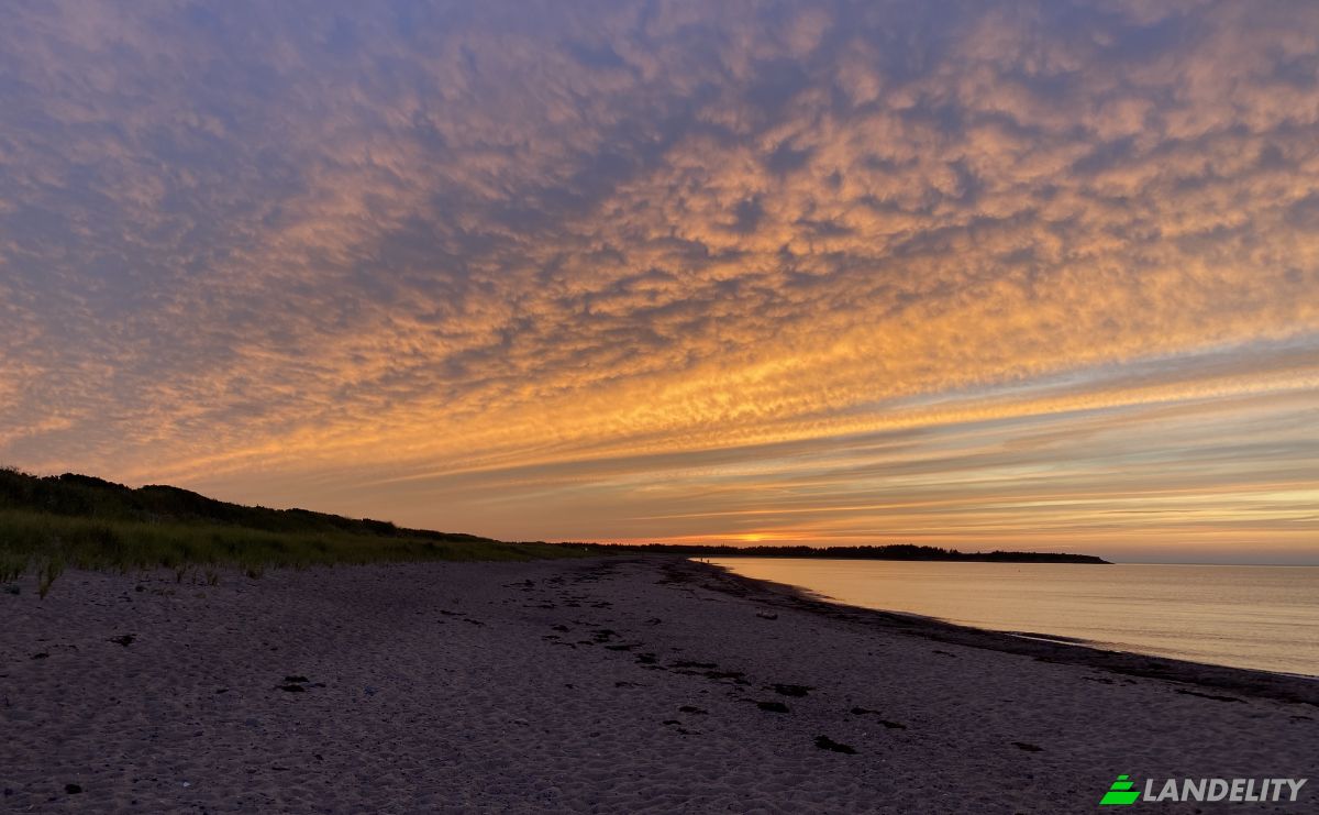 Single Family Home for Sale Little Harbour Rd, New Glasgow, Pictou County, Nova Scotia, Canada. Photo 2