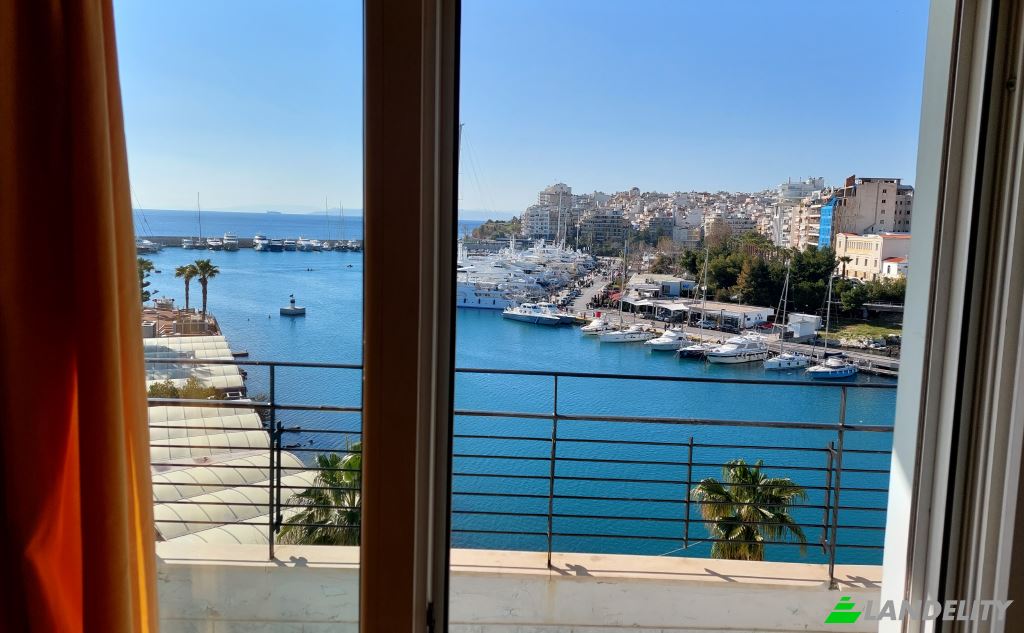 Apartment for Sale Akti Kountouriotou, Pireas, Attica, Decentralized Administration of Attica, Greece. Photo 1