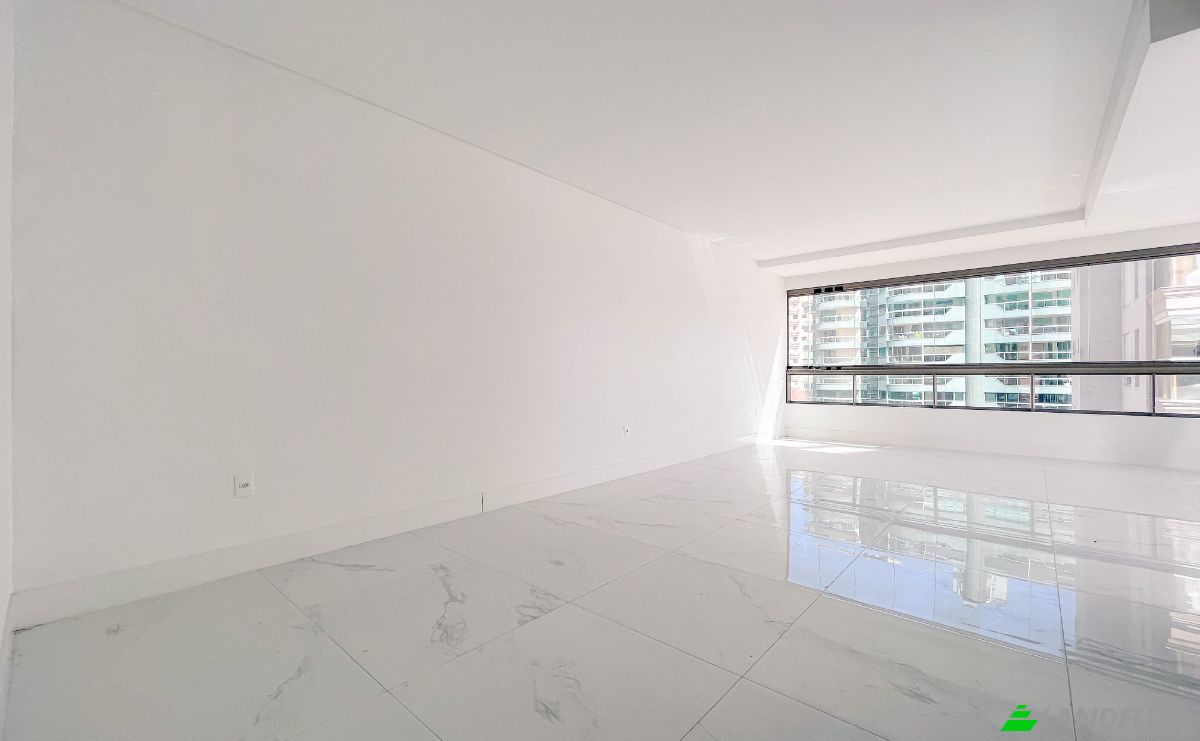 Apartment for Sale Av Nereu Ramos, Meia Praia, Itapema, State of Santa Catarina, Brazil, 88220. Photo 17