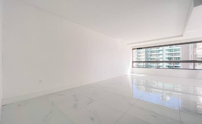 Apartment for Sale Av Nereu Ramos, Meia Praia. Photo#17 Apartment for Sale Av Nereu Ramos, Meia Praia. Photo#17