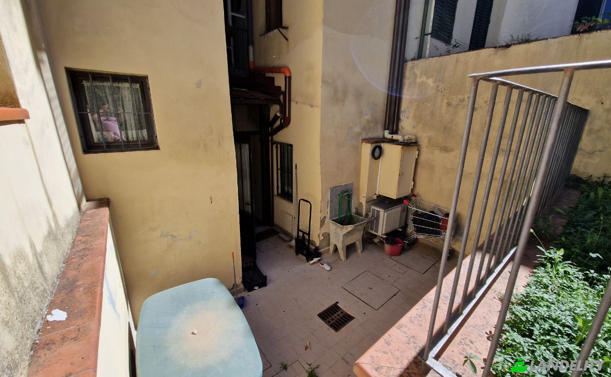 Apartment for Sale Via S Giovanni, 50124 Firenze FI, Florence, Metropolitan City of Florence, Tuscany, Italy. Photo 12