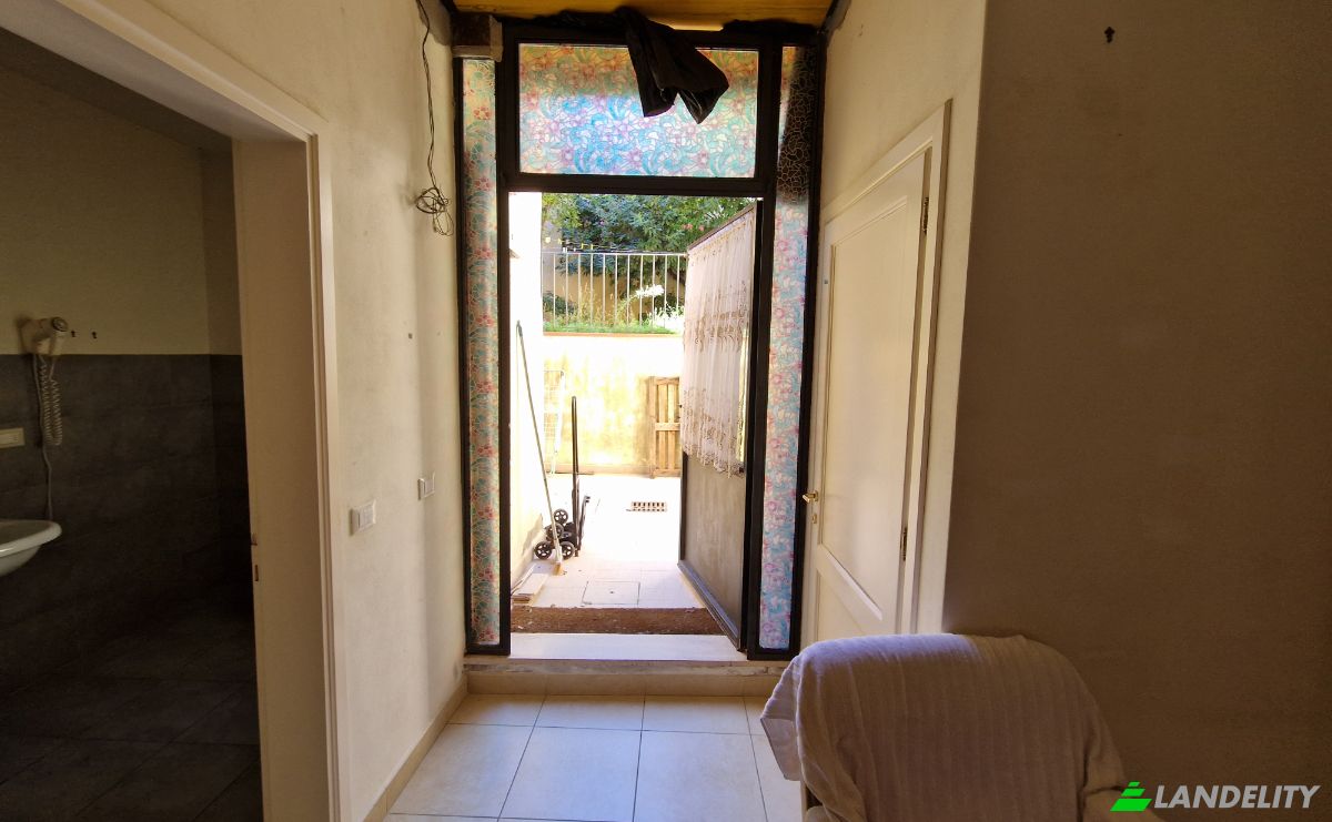 Apartment for Sale Via S Giovanni, 50124 Firenze FI, Florence, Metropolitan City of Florence, Tuscany, Italy. Photo 8