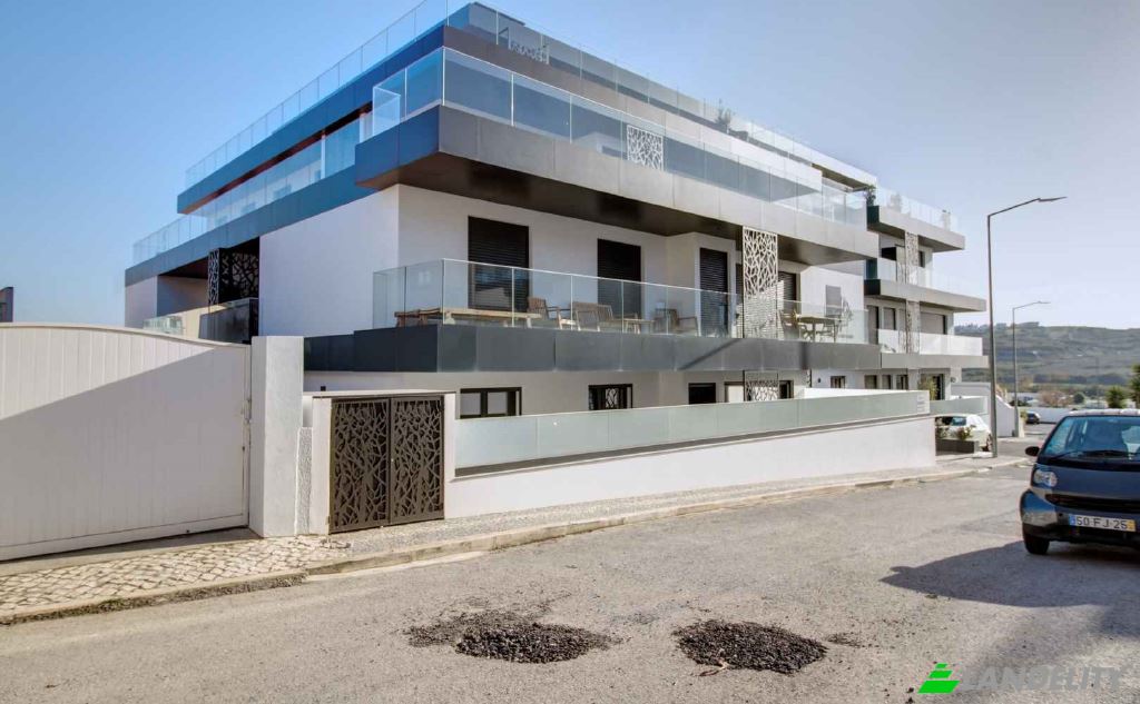 Apartment for Sale da Algas, Lourinha, Lisbon, Portugal. Photo 5