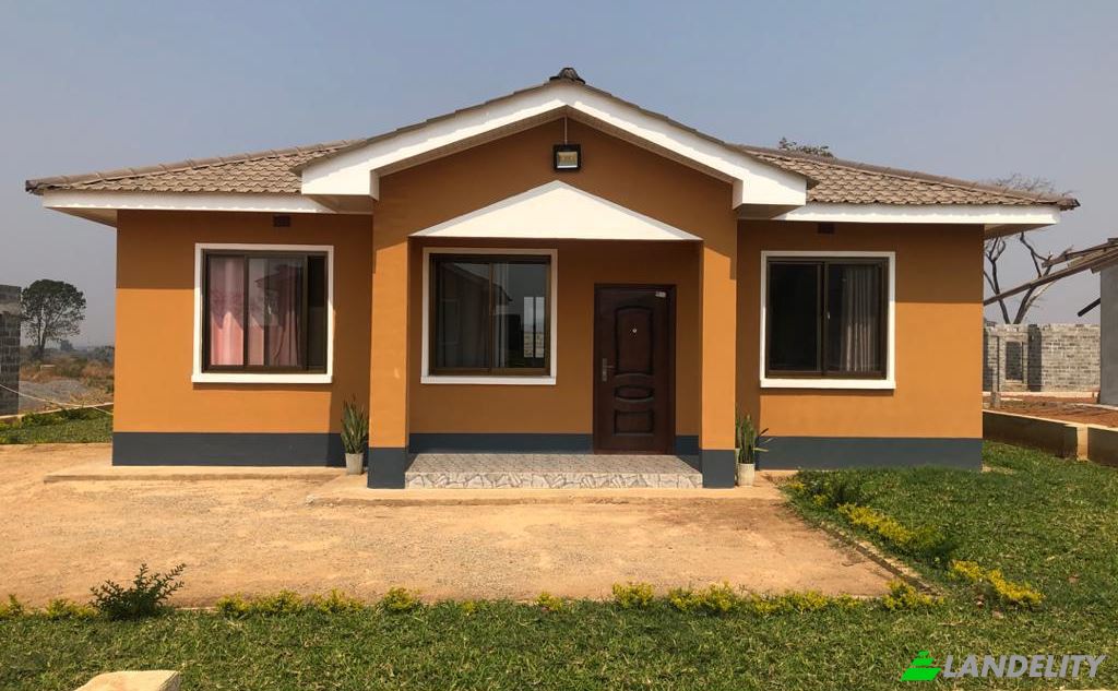 Single Family Home for Sale Mufulira, Ndola, Copperbelt Province, Zambia. Photo 2