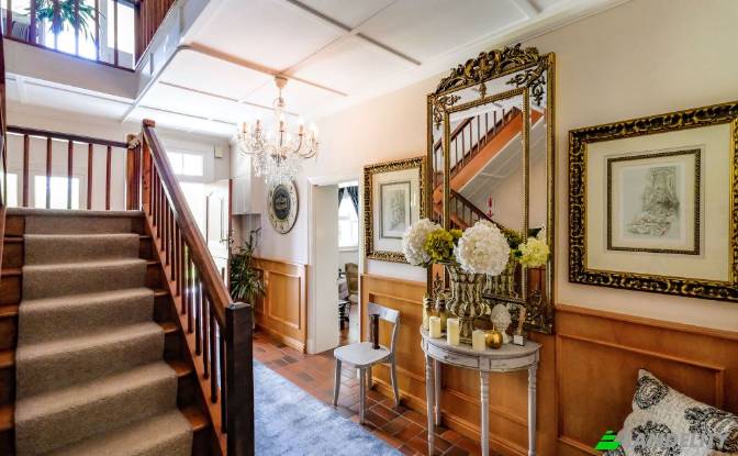Single Family Home for Sale Caledon St, Bodorp. Photo#2