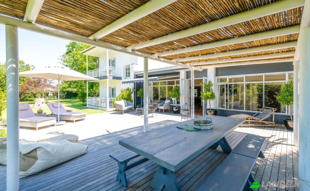 Single Family Home for Sale Caledon St, Bodorp, George, Garden Route District Municipality, Western Cape, South Africa. Photo 17