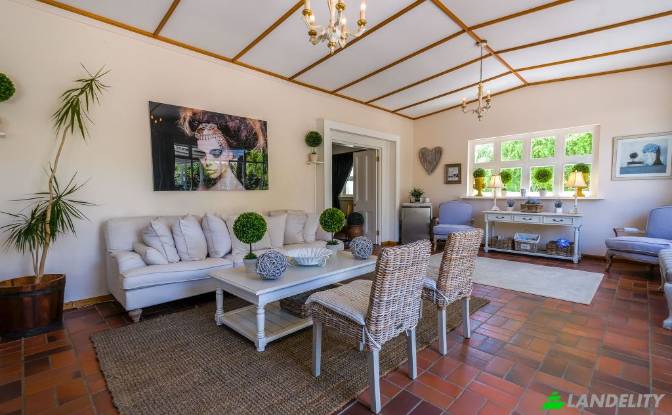 Single Family Home for Sale Caledon St, Bodorp. Photo#5