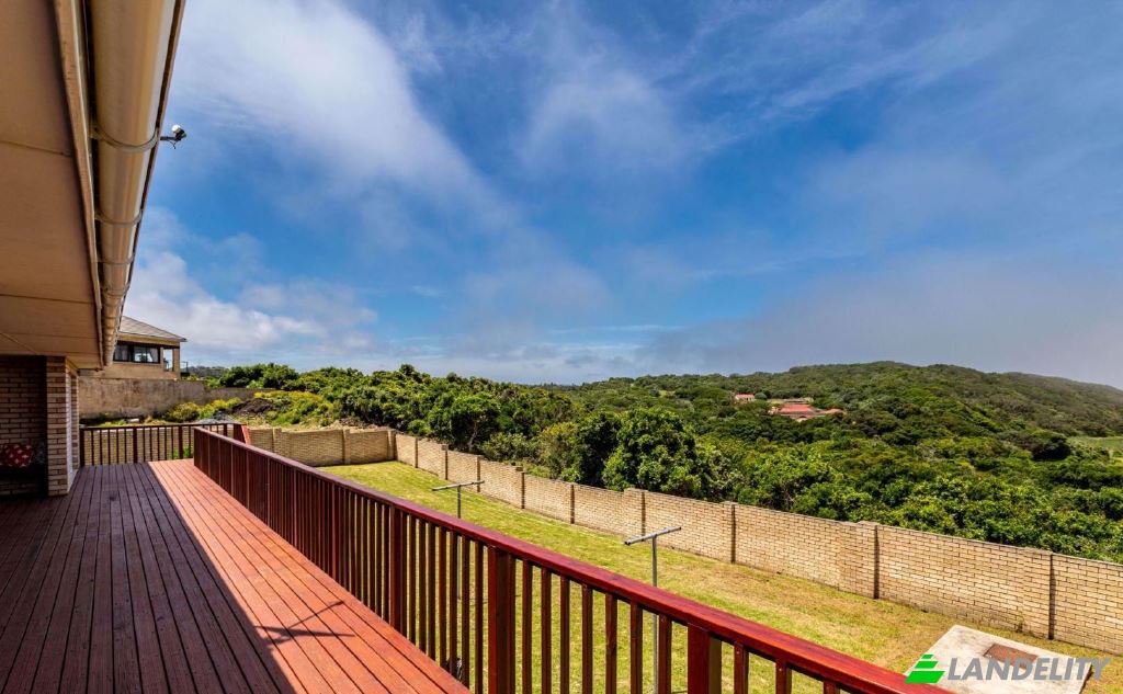 Single Family Home for Sale Zaminyama Dr, East London, Buffalo City Metropolitan Municipality, Eastern Cape, South Africa. Photo 6