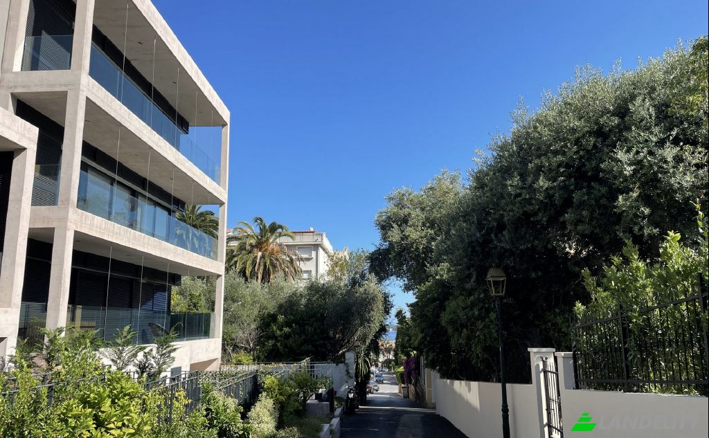 Apartment for Sale Rue du Mai, 06310 Beaulieu-sur-Mer, Beaulieu-sur-Mer, Alpes-Maritimes, Provence-Alpes-Cote dAzur, France. Photo 4