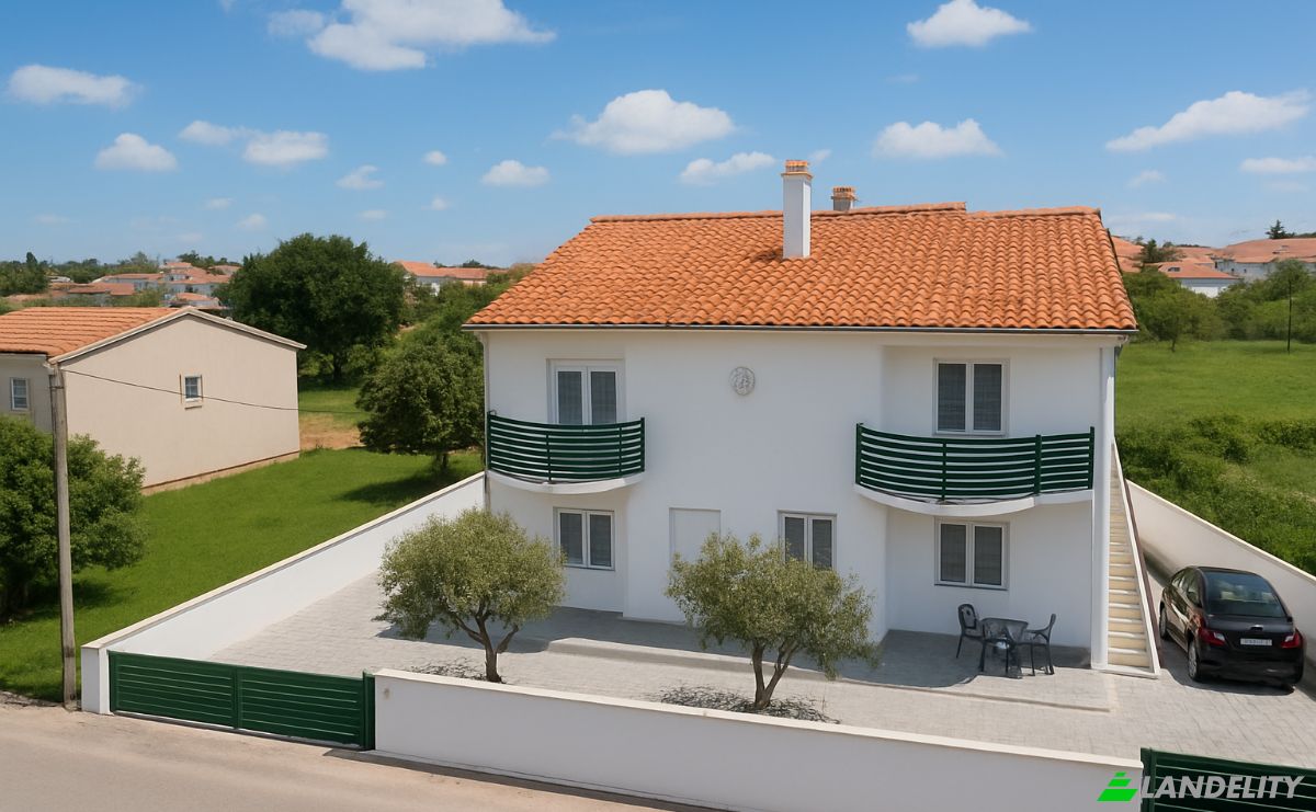 Single Family Home for Sale Stinjanska Cesta 37, 52100, Pula, Grad Pula, Istria County, Croatia. Photo 2