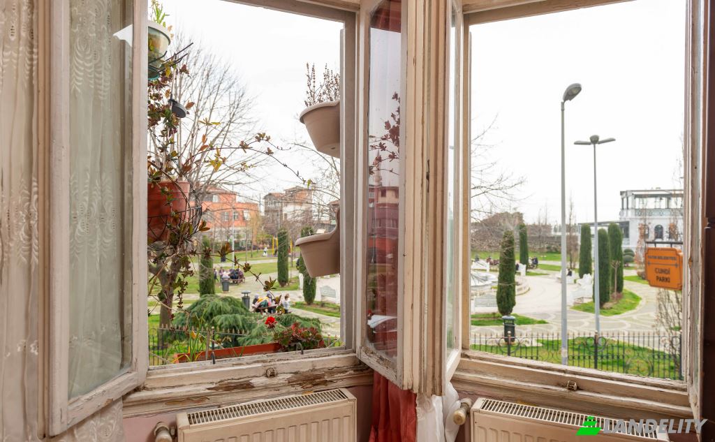 Single Family Home for Sale Kucuk Ayasofya Mahallesi, Cinci Meydani Sk No:, 34122 Fatih Istanbul, Istanbul, Fatih, Turkiye. Photo 6