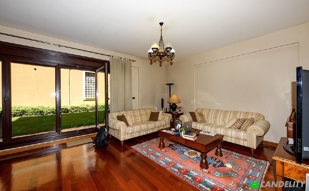 Single Family Home for Sale Burhaniye, Dogu Karadeniz Cd, 34676 Uskudar Istanbul, Istanbul, Uskudar, Turkiye. Photo 3