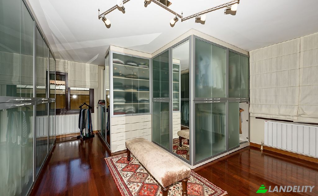 Single Family Home for Sale Burhaniye, Dogu Karadeniz Cd, 34676 Uskudar Istanbul, Istanbul, Uskudar, Turkiye. Photo 7