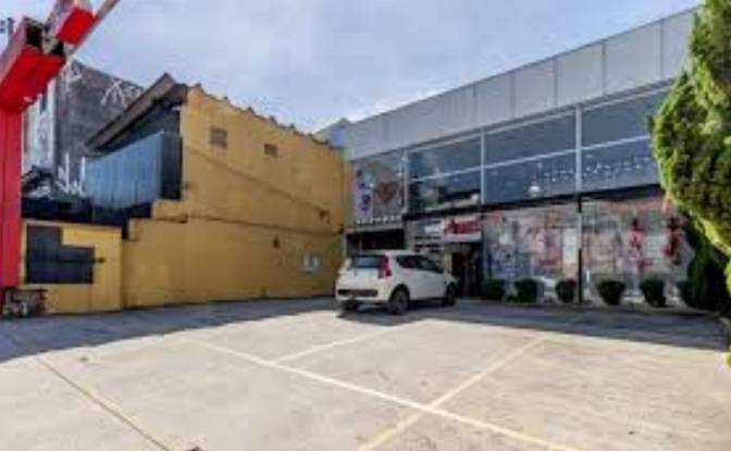 Store Front for Sale Av Corifeu de Azevedo Marques. Photo#2 Store Front for Sale Av Corifeu de Azevedo Marques. Photo#2