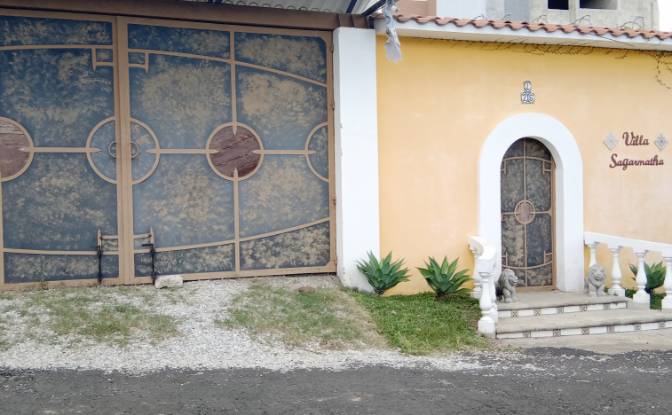 Villa for Sale 1 Calle, Villa Canales. Photo#14 Villa for Sale 1 Calle, Villa Canales. Photo#14