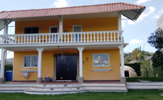 Villa for Sale 1 Calle, Villa Canales. Photo#15 Villa for Sale 1 Calle, Villa Canales. Photo#15