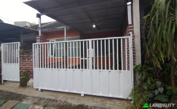 Single Family Home for Sale Perum graha permata. Photo#2