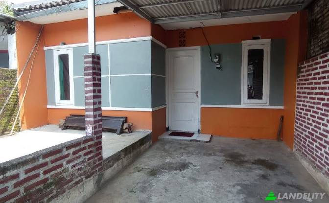 Einfamilienhaus zu verkaufen - Pakisjajar, Indonesia
