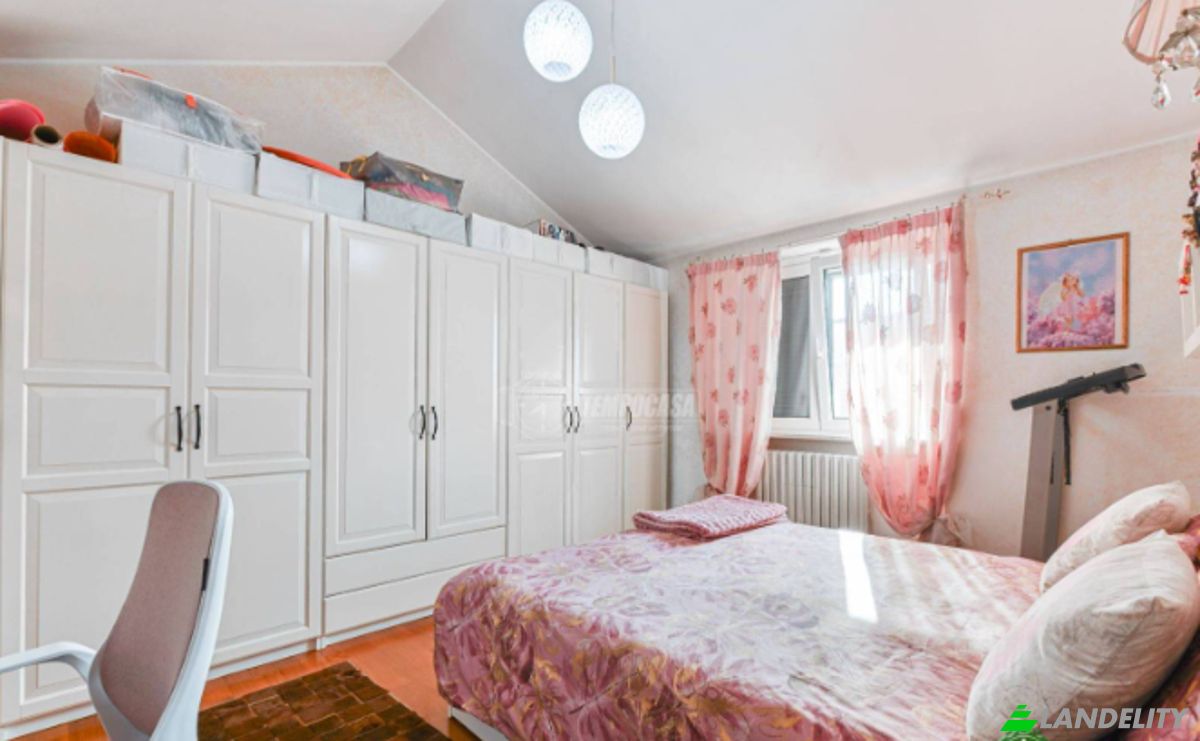 Villa for Sale Via Nazario Sauro, 20847 Albiate MB, Albiate, Province of Monza and Brianza, Lombardy, Italy. Photo 22