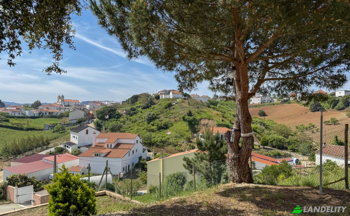 Villa for Sale R do Chafariz 18, 2665-015 Azueira, Azueira e Sobral da Abelheira, Mafra, Lisbon, Portugal. Photo 1