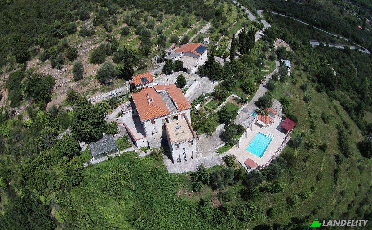Mansion for Sale Saint-Jean O, 06380 Sospel, Sospel, Alpes-Maritimes, Provence-Alpes-Cote dAzur, France. Photo 2