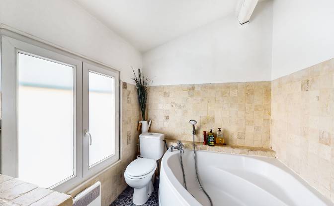 Townhouse for Sale 28 Bd Foch, 84000 Avignon. Photo#7 Townhouse for Sale 28 Bd Foch, 84000 Avignon. Photo#7