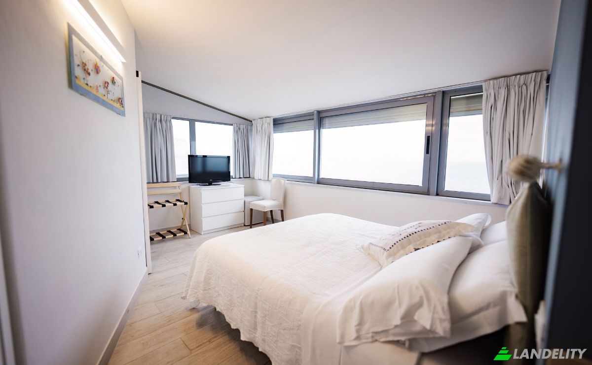 Bed and Breakfast for Sale Via Capri, 60026 Numana AN, Marcelli, Province of Ancona, Marche, Italy. Photo 11