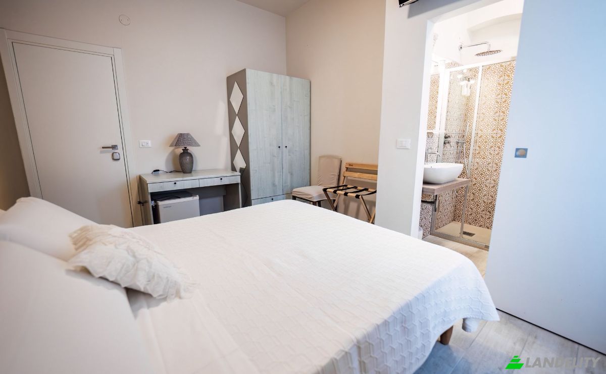 Bed and Breakfast for Sale Via Capri, 60026 Numana AN, Marcelli, Province of Ancona, Marche, Italy. Photo 4