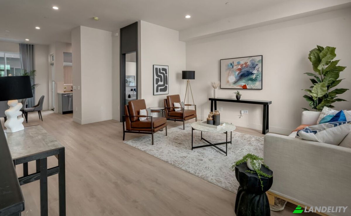 Single Family Home for Sale 125 W Plymouth St, Inglewood, Los Angeles County, California, United States, CA 90302, USA. Photo 3