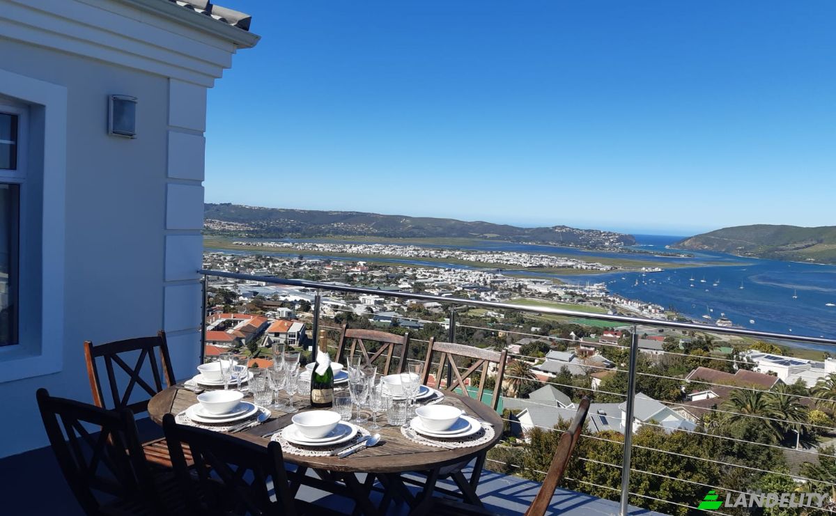 Single Family Home for Sale Rio St, Paradise, Knysna, Garden Route District Municipality, Western Cape, South Africa. Photo 6