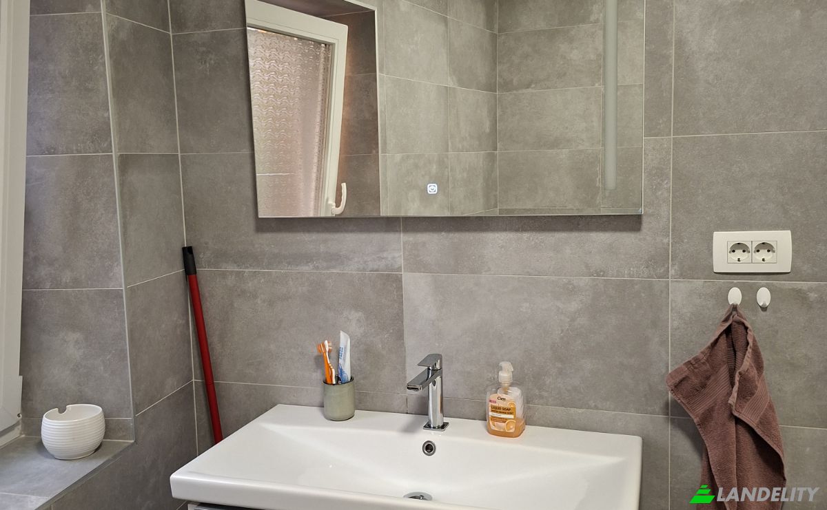 Condo for Sale Gortanova ulica 23, 6330 Piran, Piran, Municipality of Piran, Slovenia. Photo 11