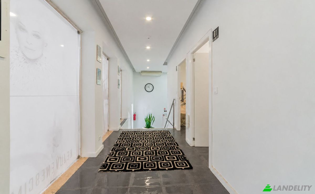Business for Sale PCT Dona Leonor de Mascarenhas 40, 2800-133 Almada, Almada, Setubal, Portugal. Photo 3