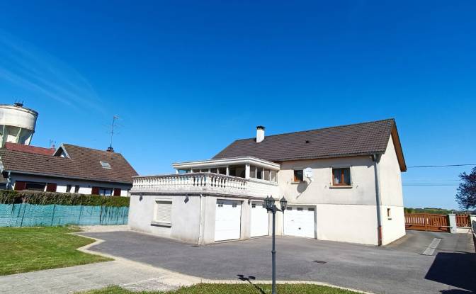 Single Family Home for Sale - Essertenne-et-Cecey, France