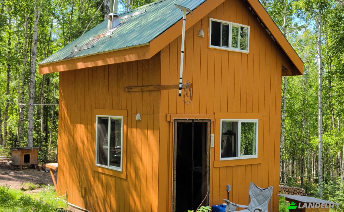 Cabane/Chalet à vendre 4645 Treasure St, Fairbanks, Fairbanks North Star Borough, Alaska, United States, AK 99712, USA. Photo 1