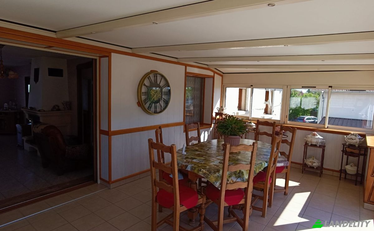 Single Family Home for Sale 27 Rue de la Gare, 70100 Essertenne-et-Cecey, Essertenne-et-Cecey, Haute-Saone, Bourgogne-Franche-Comte, France. Photo 6