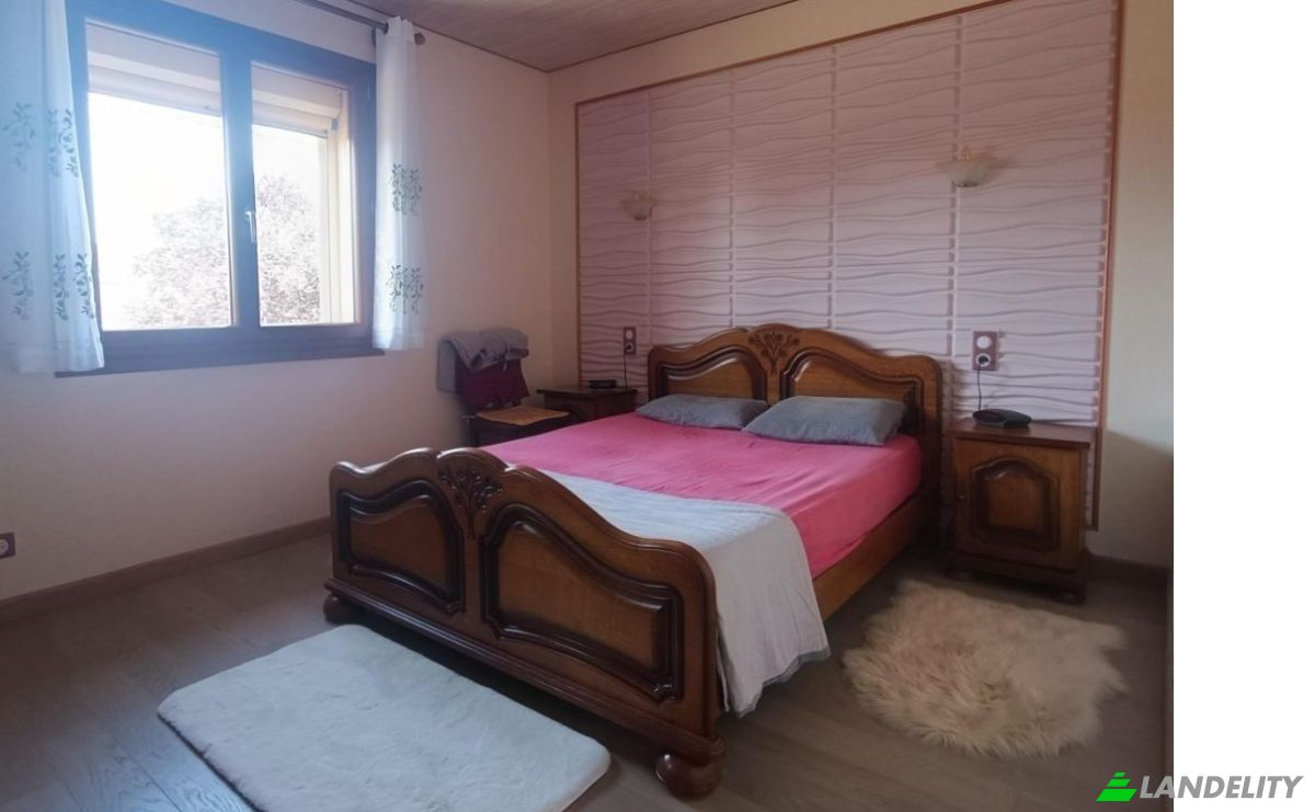 Single Family Home for Sale 27 Rue de la Gare, 70100 Essertenne-et-Cecey, Essertenne-et-Cecey, Haute-Saone, Bourgogne-Franche-Comte, France. Photo 7