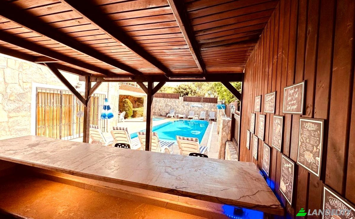 Villa for Sale Kadinlar Denizi Mh, Kasim Yaman 1 Sk No:4, 09400 Kusadasi Aydin, Kusadasi, Aydin, Turkiye. Photo 5