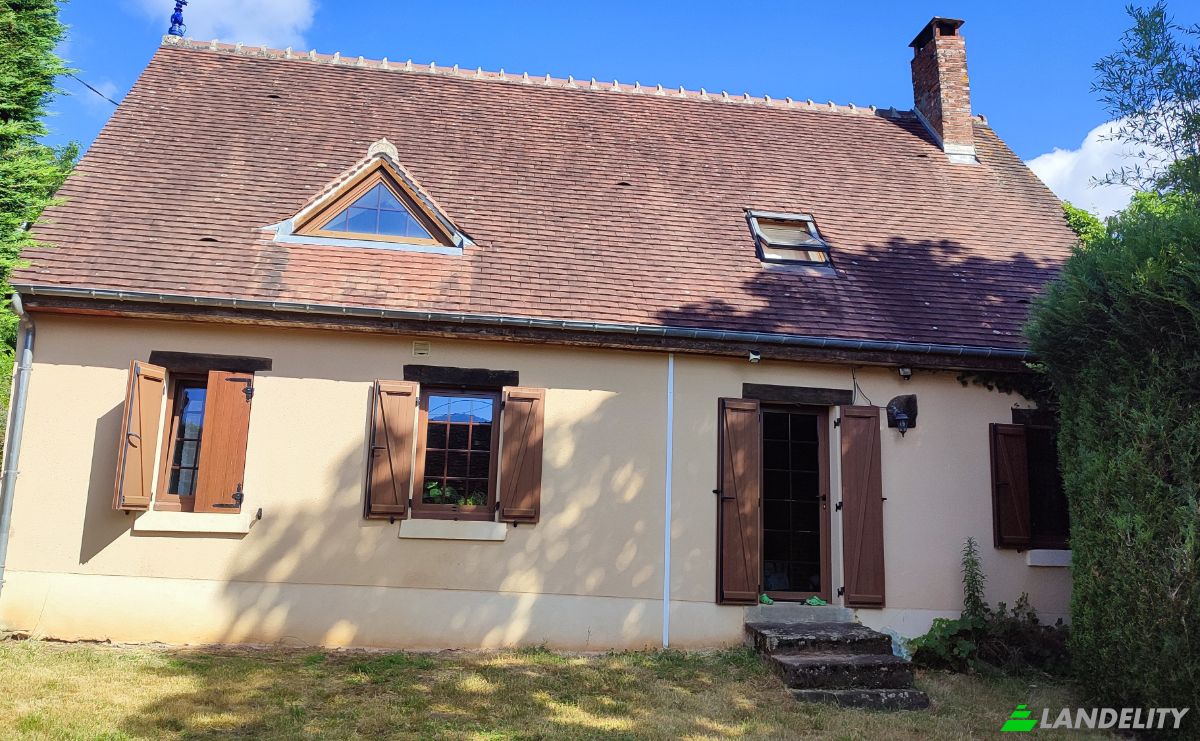 Villa for Sale 520 La Maison Rouge, 89520 Treigny-Perreuse-Sainte-Colombe, Treigny-Perreuse-Sainte-Colombe, Yonne, Bourgogne-Franche-Comte, France. Photo 12