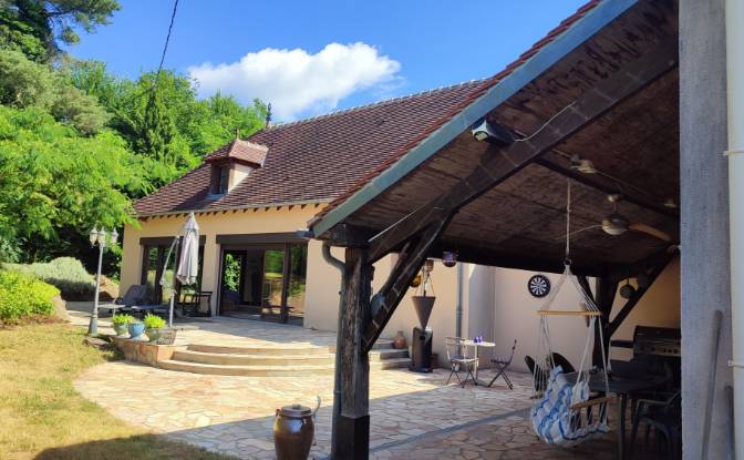 Villa for Sale 520 La Maison Rouge. Photo#14 Villa for Sale 520 La Maison Rouge. Photo#14