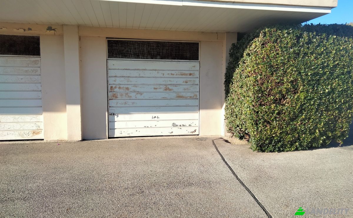 Apartment for Sale 25 Chem de la Peyregoue, 06600 Antibes, Antibes, Alpes-Maritimes, Provence-Alpes-Cote dAzur, France. Photo 9