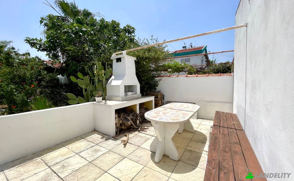 Villa for Sale Pazar Sokak, Esentepe 99400, Esentepe, Gozubuyuk. Photo 5