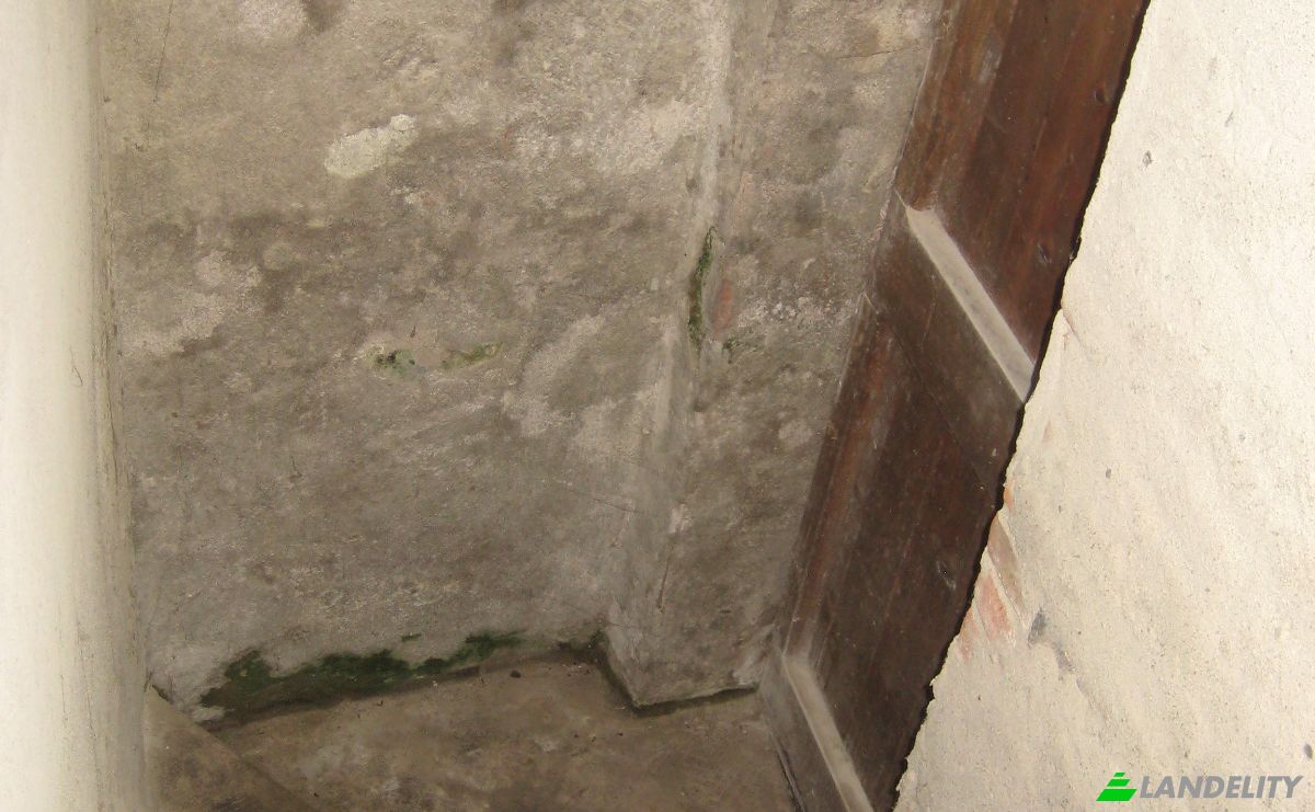 Townhouse for Sale Via Battisti, 13045 Lozzolo VC, Lozzolo, Province of Vercelli, Piedmont, Italy. Photo 9