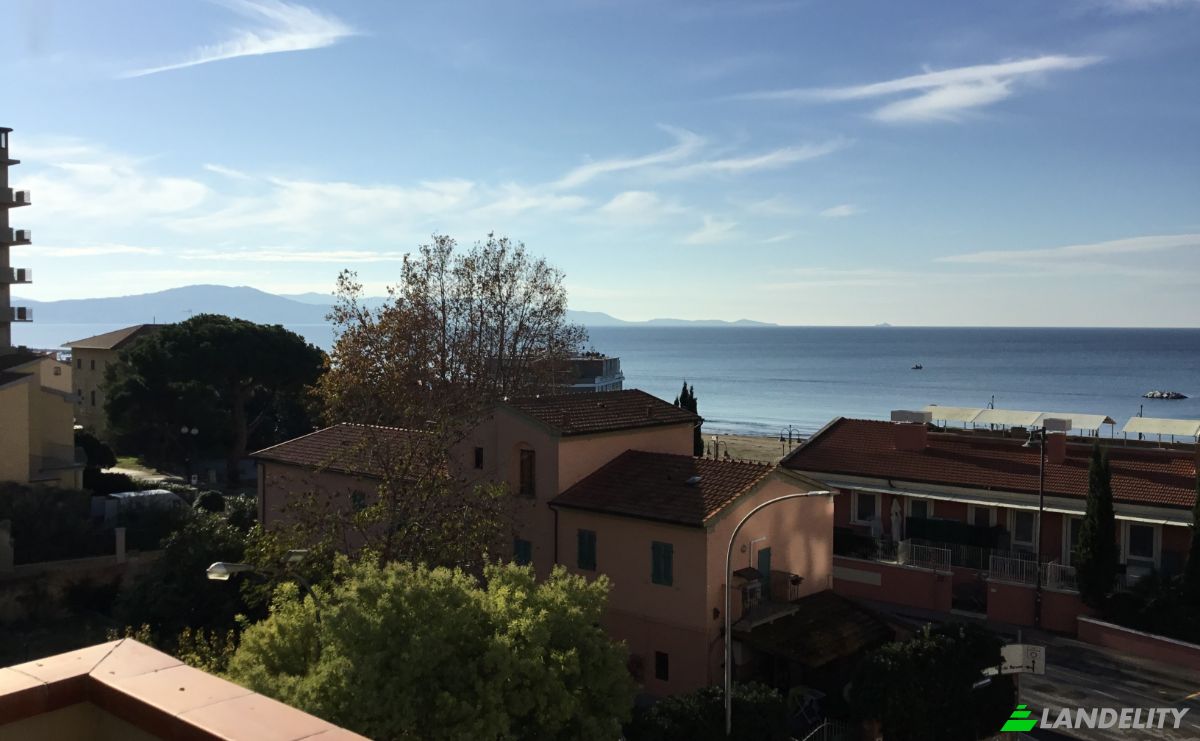 Apartment for Sale Via Serri, 58022 Follonica GR, Follonica, Province of Grosseto, Tuscany, Italy. Photo 3